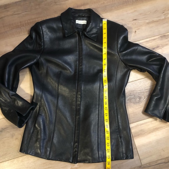 VINTAGE Lord& Taylor Buttery Leather Jacket Zip Front with 2 Slit Pockets size 6 - Picture 7 of 15